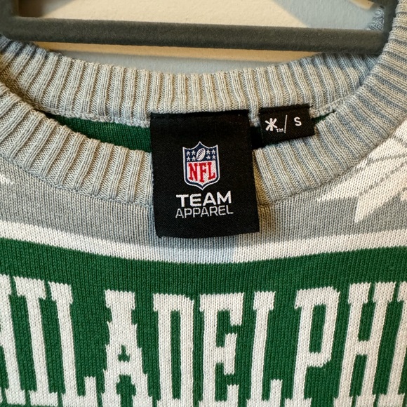 Philadelphia Eagles Kelly Green Sweater - Picture 3 of 3